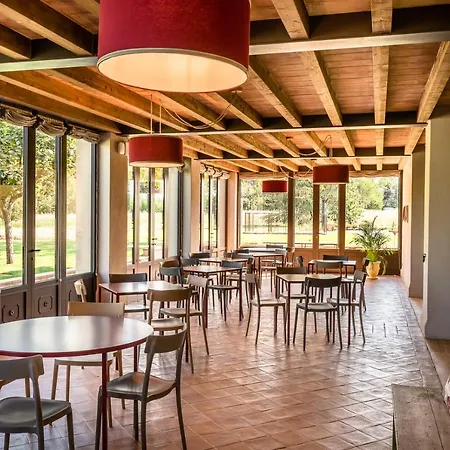 Zucchi Bioagriturismo Çiftlik konaklama *